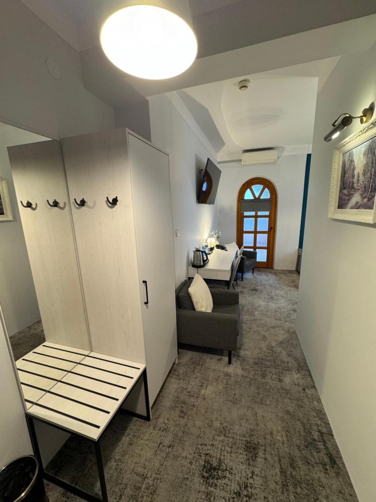 Hotel Staropolska Tomaszów Lubelski Esterno foto