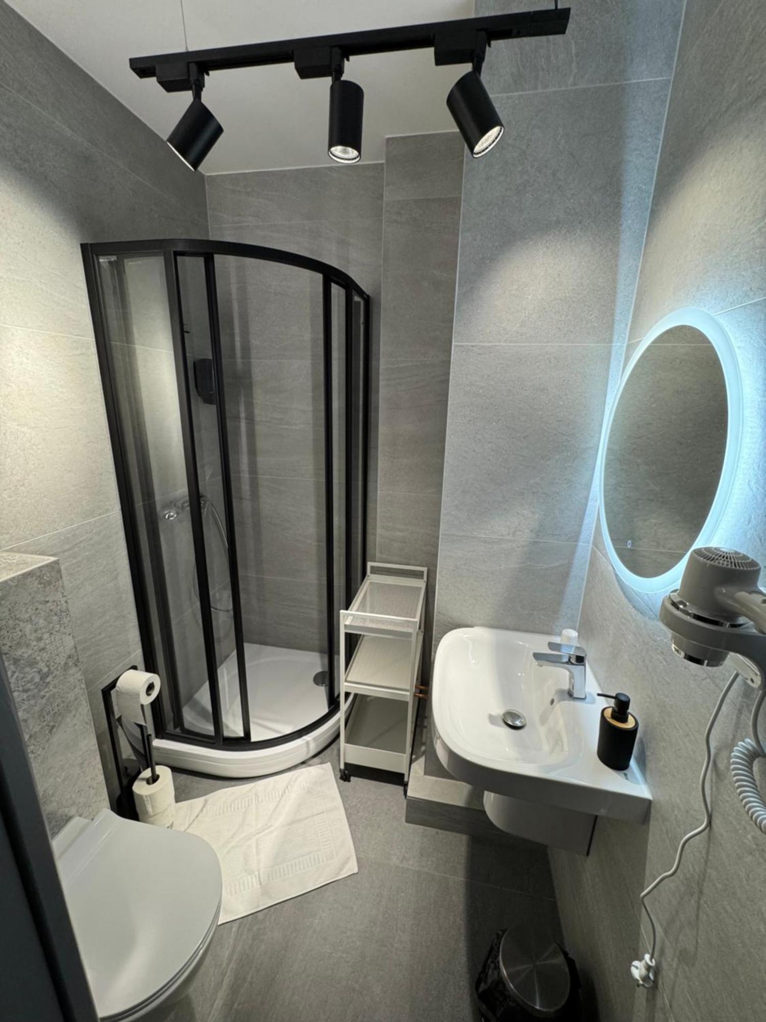 Hotel Staropolska Tomaszów Lubelski Esterno foto
