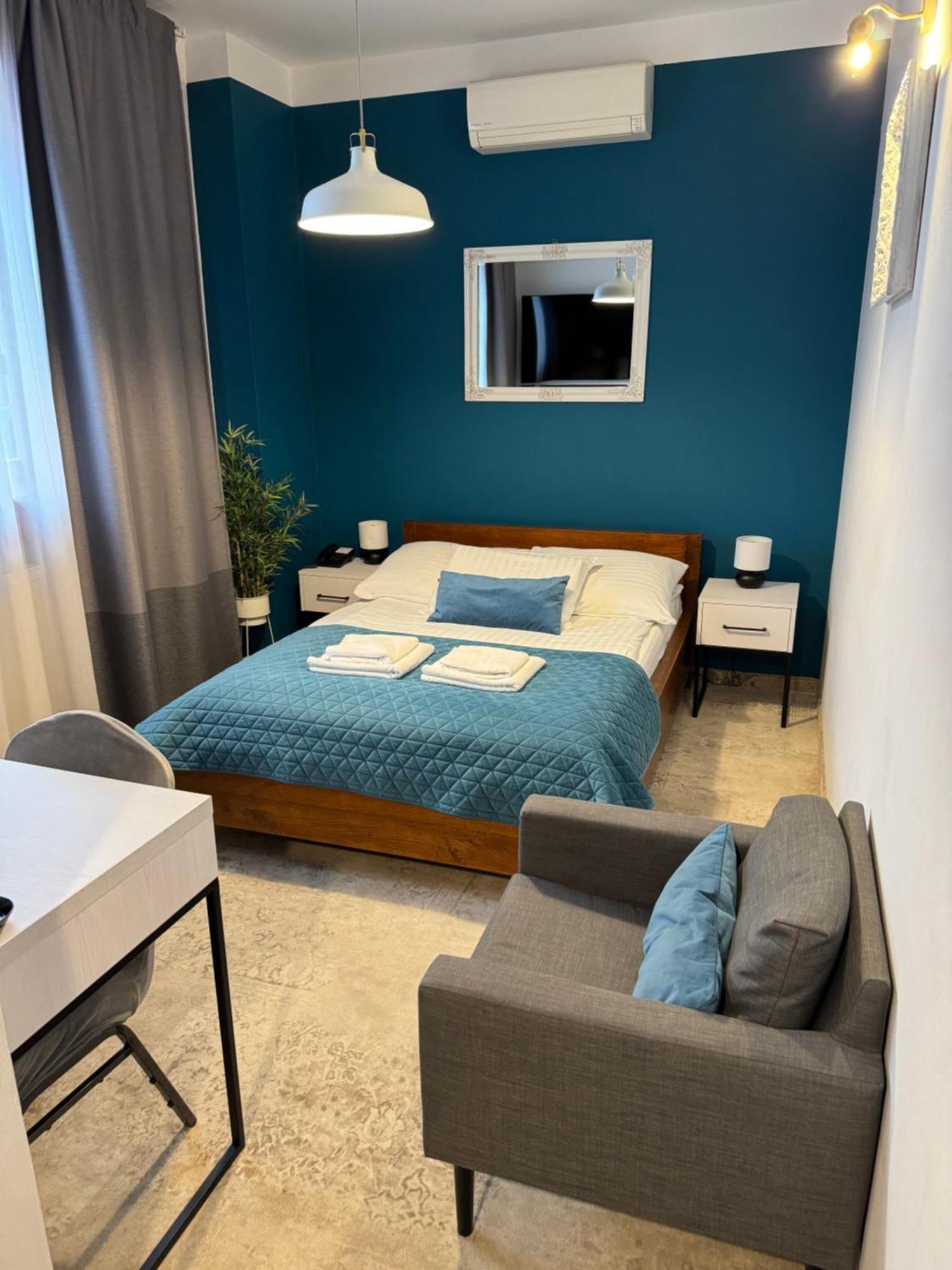 Hotel Staropolska Tomaszów Lubelski Esterno foto