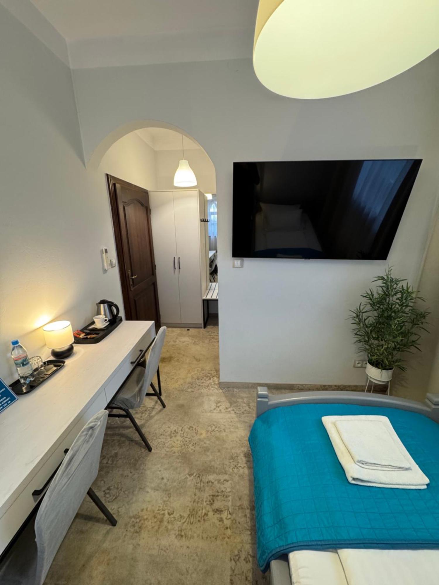 Hotel Staropolska Tomaszów Lubelski Esterno foto